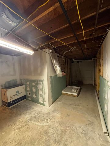 2139 S Shore Acres Road, Soddy Daisy, TN 37379