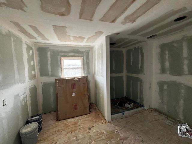 2139 S Shore Acres Road, Soddy Daisy, TN 37379