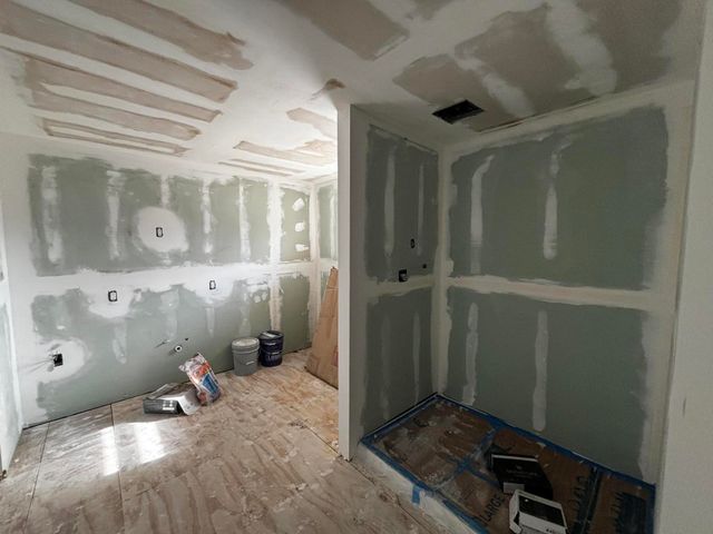 2139 S Shore Acres Road, Soddy Daisy, TN 37379