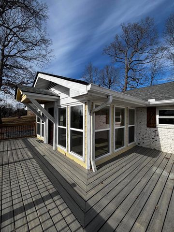 2139 S Shore Acres Road, Soddy Daisy, TN 37379