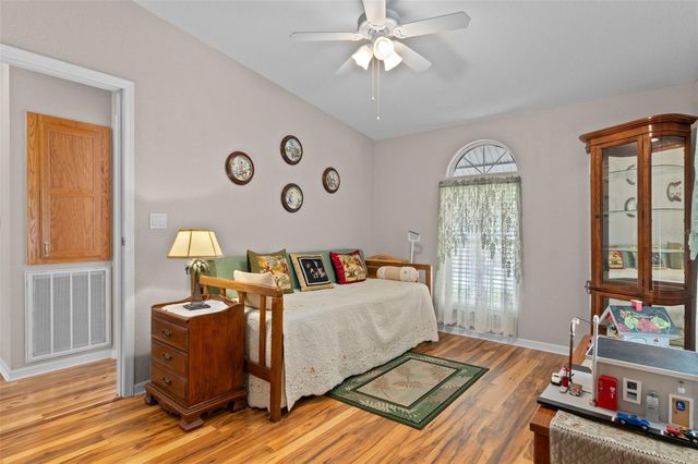 7340 DEVINE AVENUE, Brooksville, FL 34613