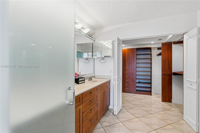3600 Mystic Pointe Drive 513, Aventura, FL 33180