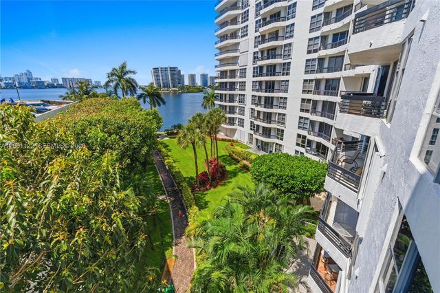 3600 Mystic Pointe Drive 513, Aventura, FL 33180