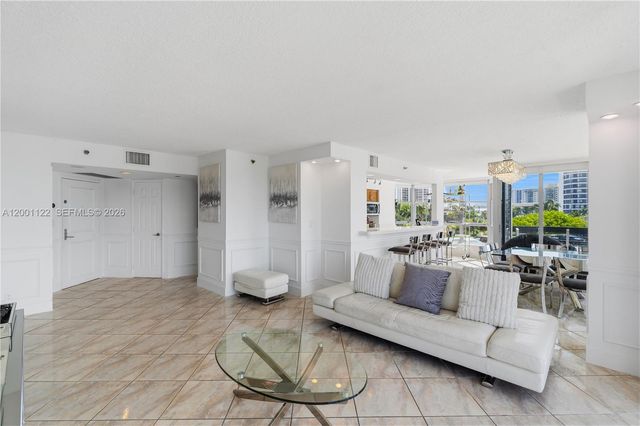 3600 Mystic Pointe Drive 513, Aventura, FL 33180