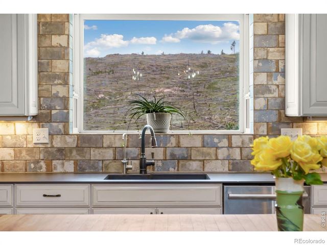 2051 Stove Prairie Road, Bellvue, CO 80512
