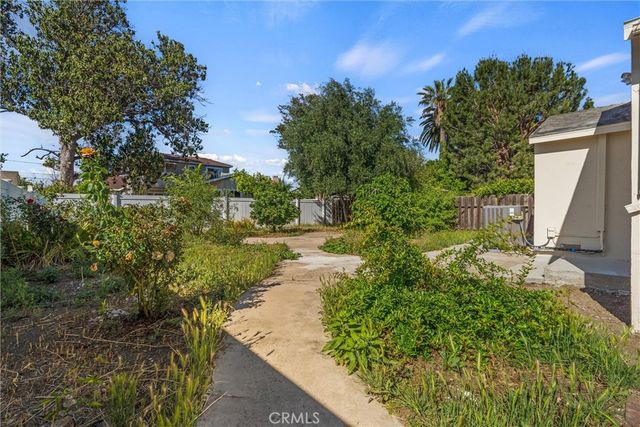 13739 Wyandotte, Van Nuys, CA 91405