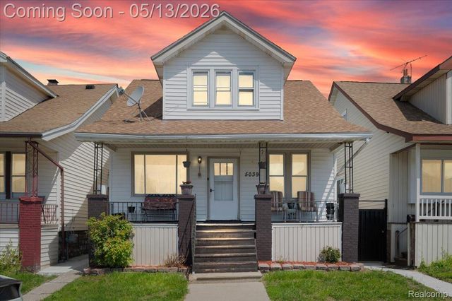 5039 Fredro Street, Hamtramck, MI 48212