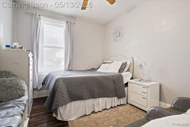 5039 Fredro Street, Hamtramck, MI 48212