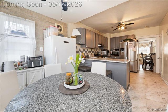 5039 Fredro Street, Hamtramck, MI 48212