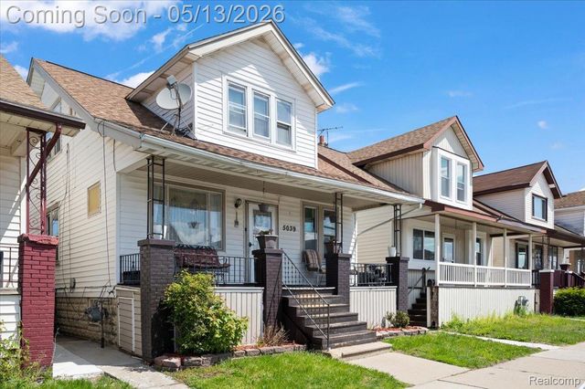 5039 Fredro Street, Hamtramck, MI 48212