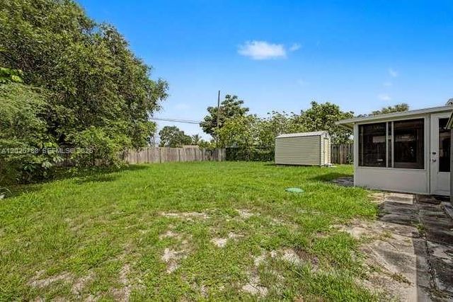 2000 N 58th Avenue, Hollywood, FL 33021