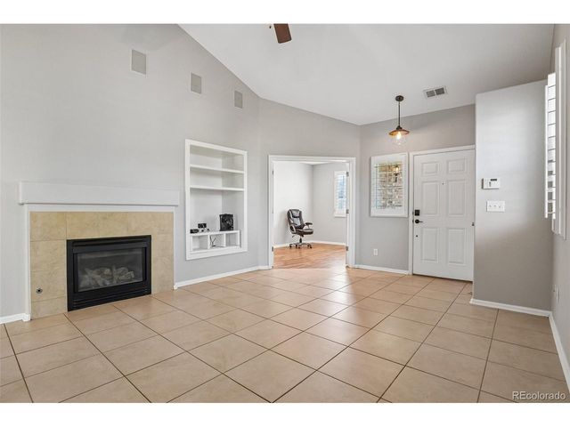 21749 E Jarvis Pl, Aurora, CO 80018