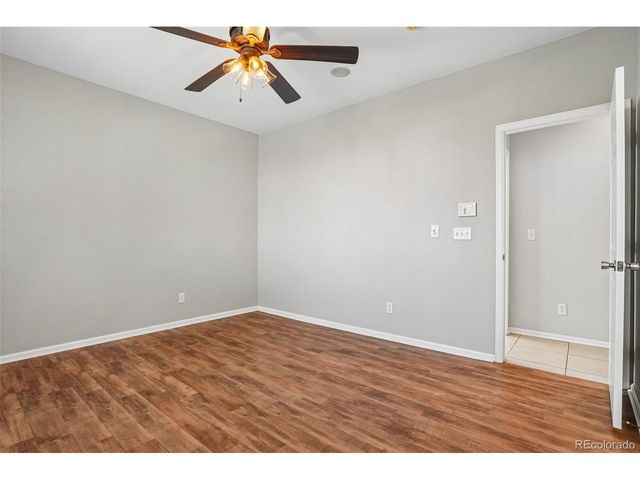 21749 E Jarvis Pl, Aurora, CO 80018