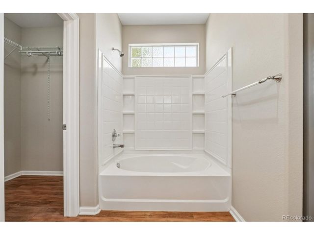 21749 E Jarvis Pl, Aurora, CO 80018