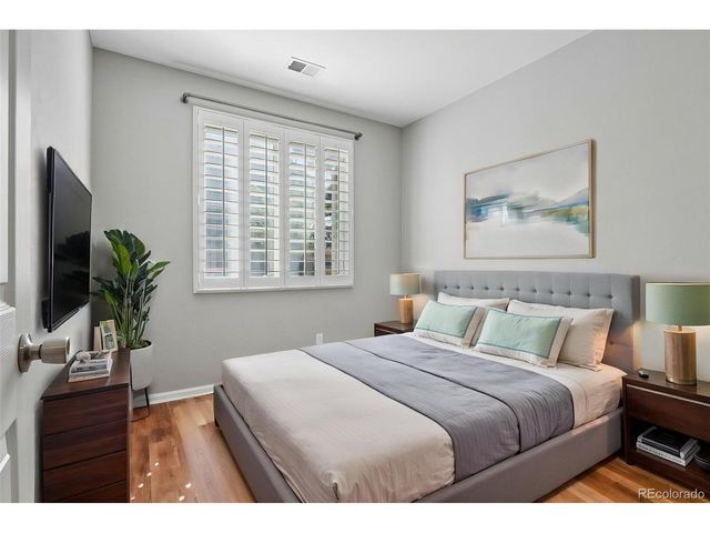 21749 E Jarvis Pl, Aurora, CO 80018