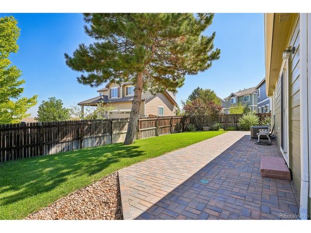21749 E Jarvis Pl, Aurora, CO 80018