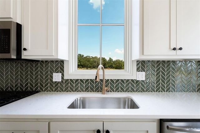 39 Lower Greenway, Carlton Landing, OK 74432