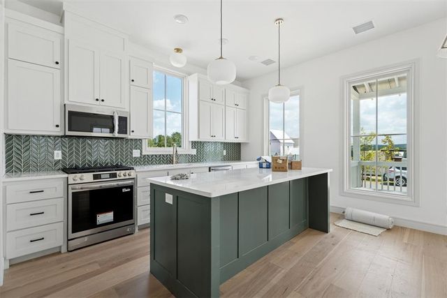 39 Lower Greenway, Carlton Landing, OK 74432