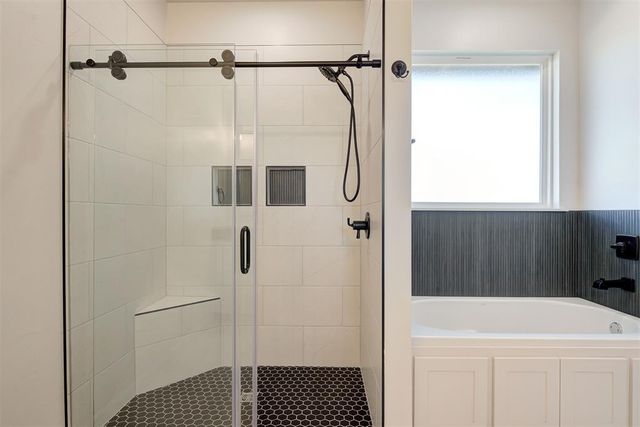 2086 Cash Court, Blanchard, OK 73010