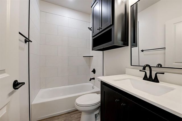 2086 Cash Court, Blanchard, OK 73010