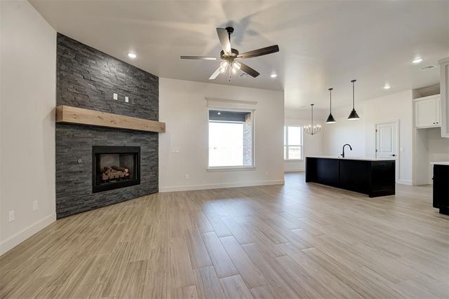 2086 Cash Court, Blanchard, OK 73010