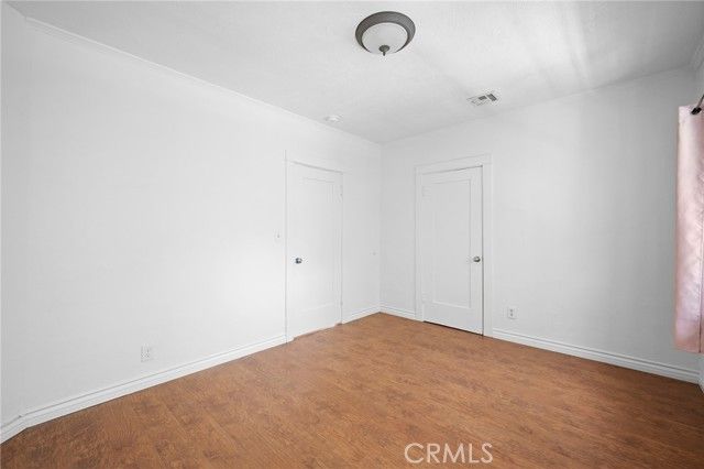 2526 Foothill Boulevard, La Crescenta, CA 91214