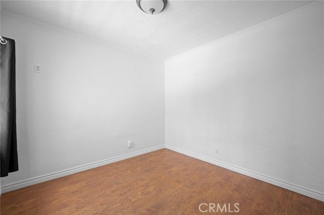 2526 Foothill Boulevard, La Crescenta, CA 91214