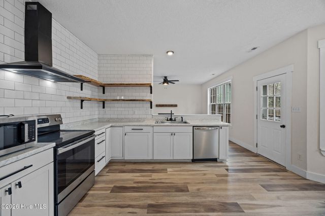 111 Dockside Drive, Jacksonville, NC 28546