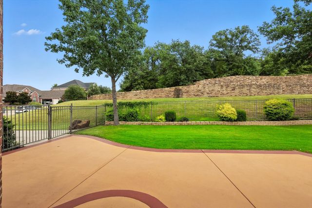 1620 Terrace Drive, Lantana, TX 76226