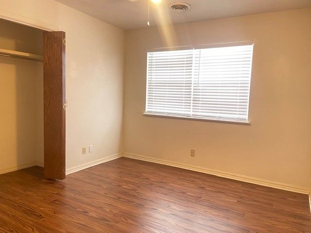 2305 Sandy Street, Springdale, AR 72762