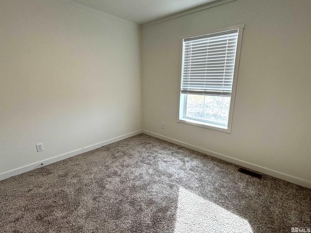 475 Camellia Way, Lovelock, NV 89419