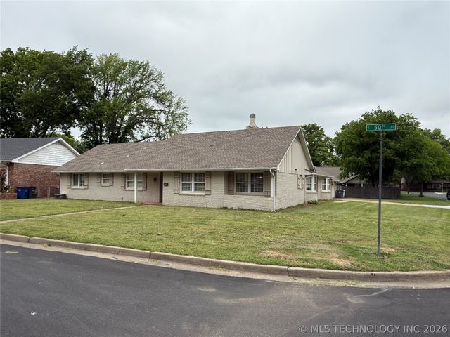 5925 E 50th Street, Tulsa, OK 74135