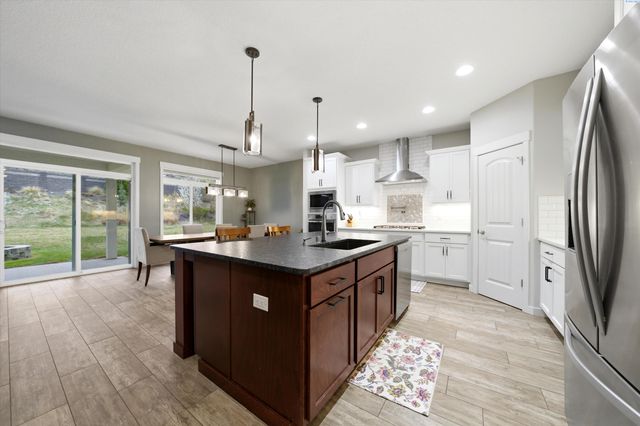 6729 Sandy Ridge Rd, Pasco, WA 99301