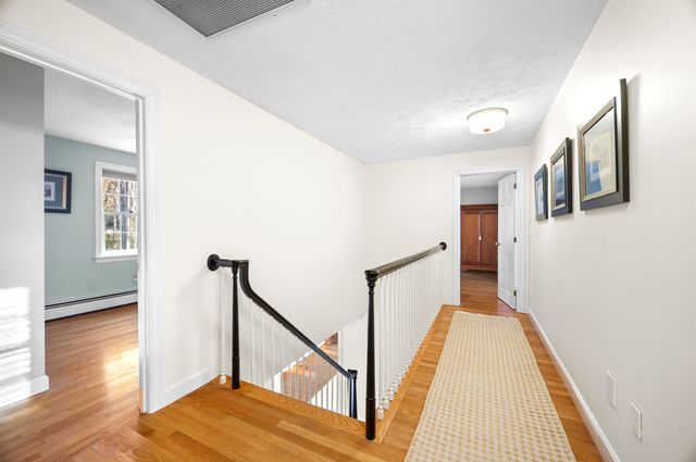 19 Old Milford Road, Amherst, NH 03031