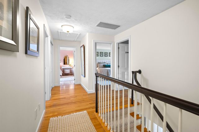 19 Old Milford Road, Amherst, NH 03031