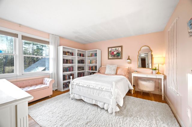 19 Old Milford Road, Amherst, NH 03031