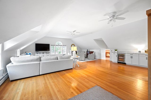 19 Old Milford Road, Amherst, NH 03031