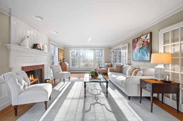 19 Old Milford Road, Amherst, NH 03031