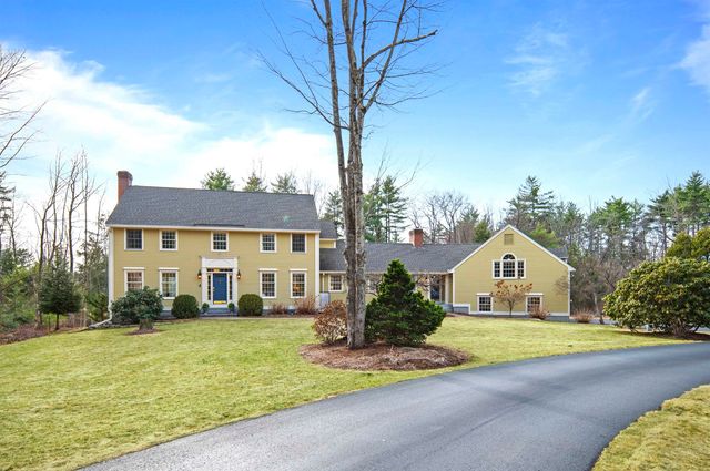 19 Old Milford Road, Amherst, NH 03031