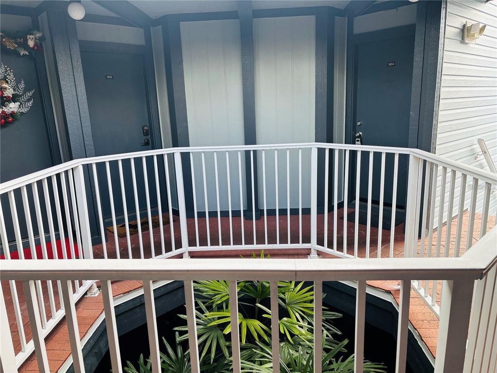 Image 3 of property listing at 3854 SOUTHPOINTE DRIVE 1, Orlando, FL 32822