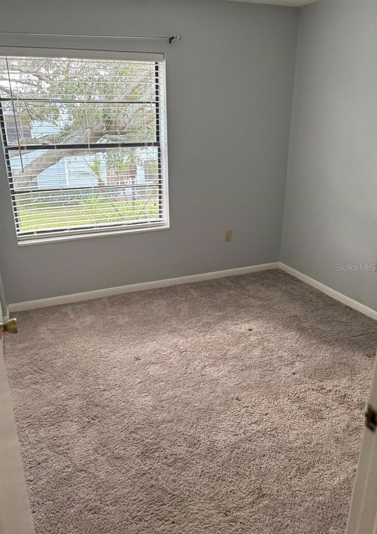 Image 9 of property listing at 3854 SOUTHPOINTE DRIVE 1, Orlando, FL 32822