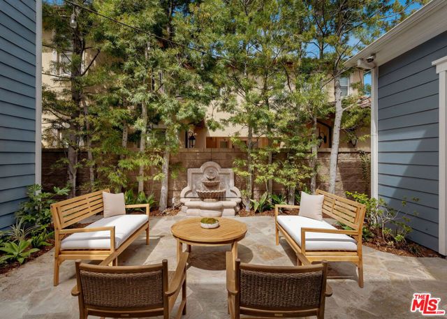 7583 Shore Cliff Drive, Los Angeles, CA 90045