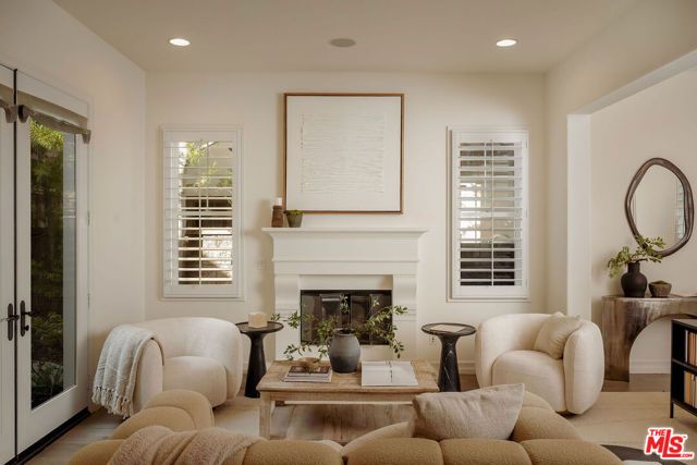 7583 Shore Cliff Drive, Los Angeles, CA 90045