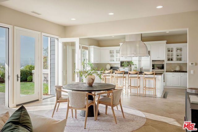 7583 Shore Cliff Drive, Los Angeles, CA 90045