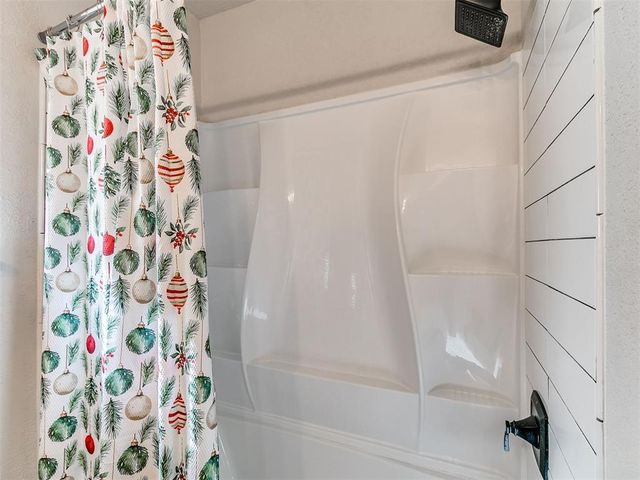 3129 Delmar Road, Del City, OK 73115