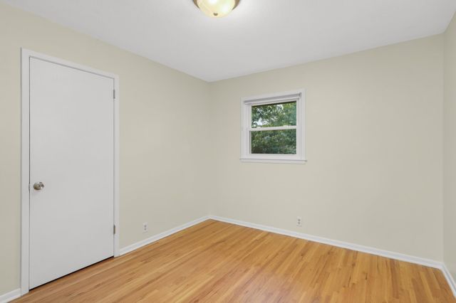 3740 Perry Avenue N, Robbinsdale, MN 55422