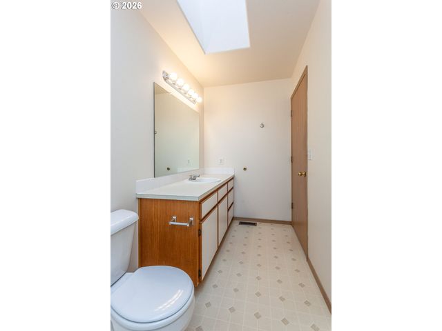 2431 Se 141ST Ave, Portland, OR 97233