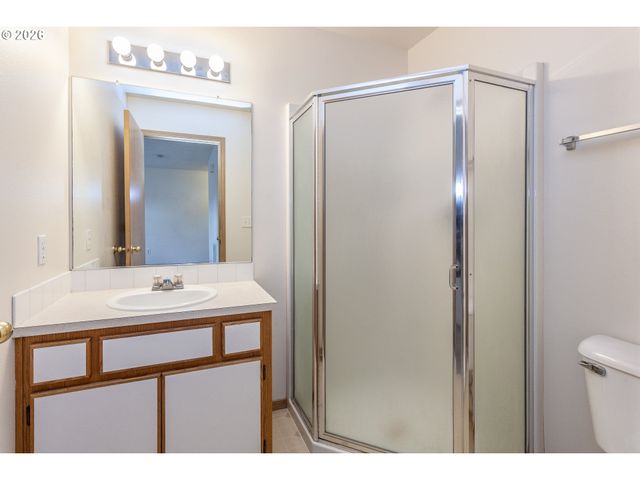 2431 Se 141ST Ave, Portland, OR 97233