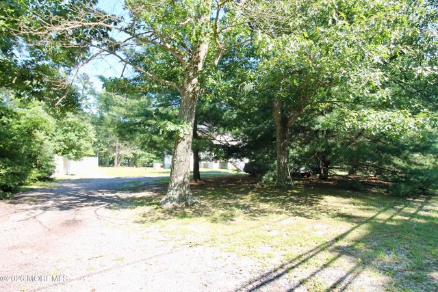155 Toms River Road, Jackson, NJ 08527