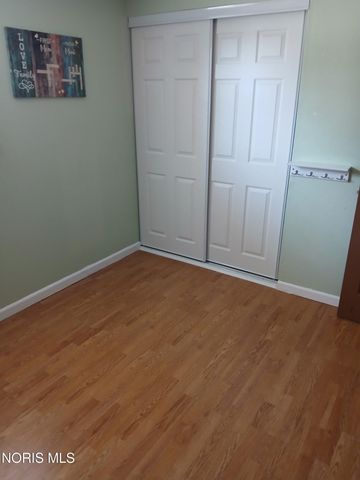 5203 Planet Avenue, Toledo, OH 43623